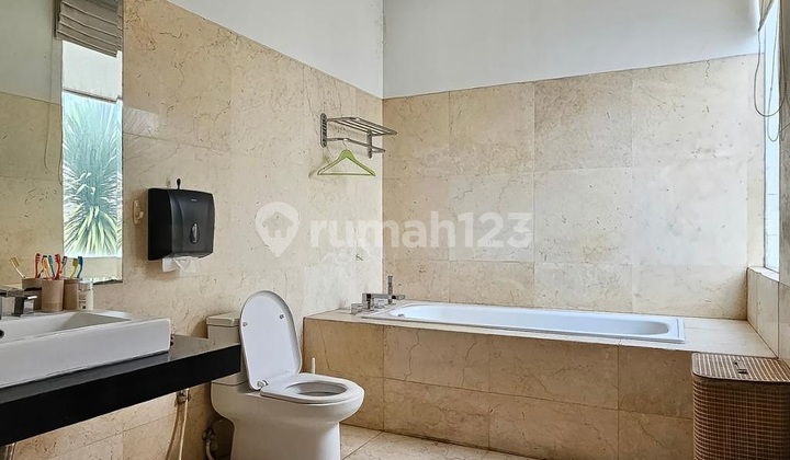 FOR SALE KEMANG ROW JALAN LEBAR, BEBAS BANJIR 2