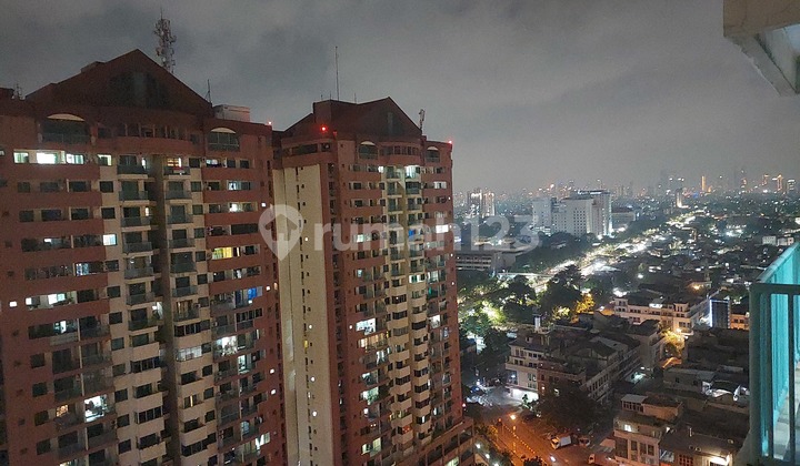 RENT AN APARTMENT AT GRAHA CEMPAKA MAS WITH AN EXTRAORDINARY CITY VIEW 1