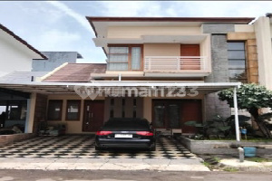 Rumah Besar Mewah Strategis Pusat Kota Cirenon