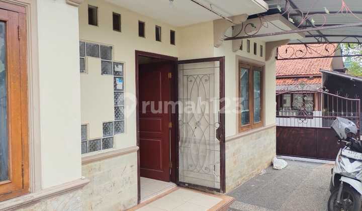 Rumah 2 Lantai Perumnas Kota Cirebon 2