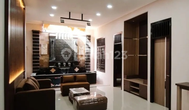 Spacious Luxury Fully Furnished House in Pegambiran