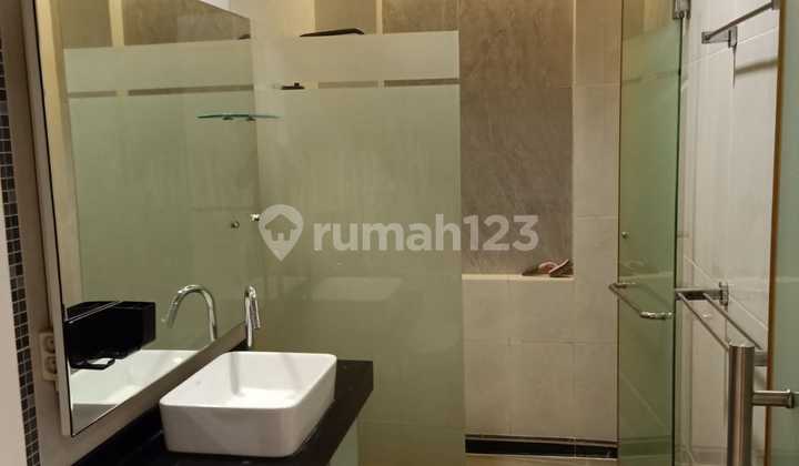 Rumah Green Court -Cengkareng 2