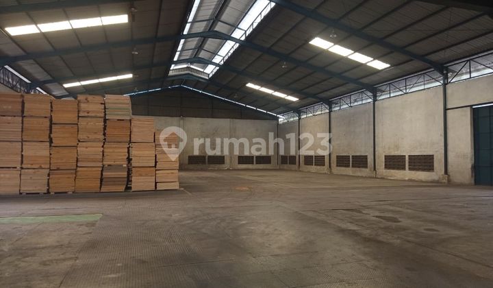 Jatake Warehouse - Industry Street