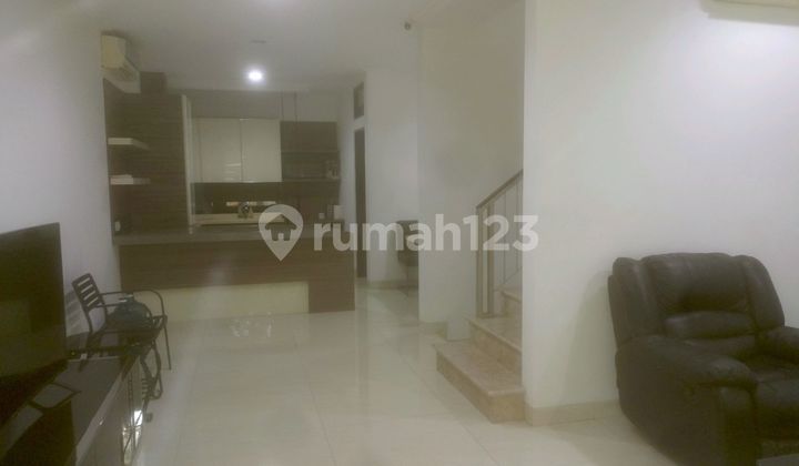 Golf Island House 6X15 2