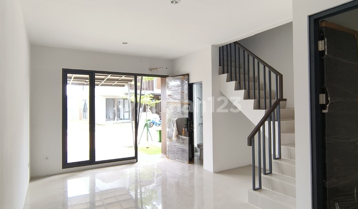 Rumah Citra Garden 8