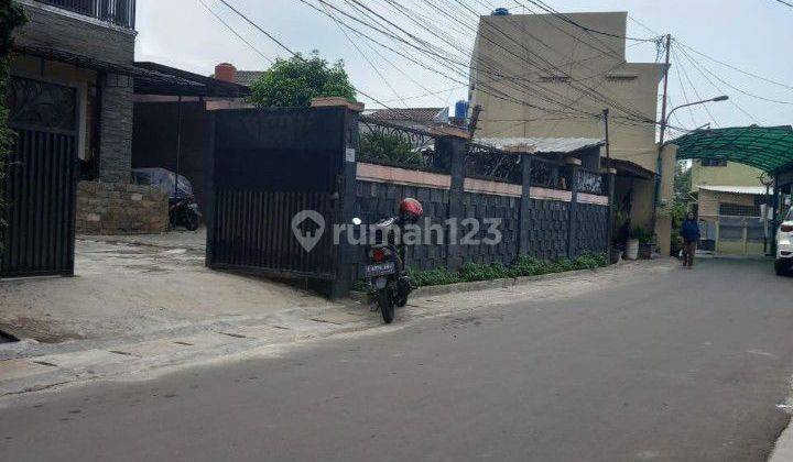 Dijual Rumah Halaman Luassss, Lokasi Deket Bintaro Sektor 2 1