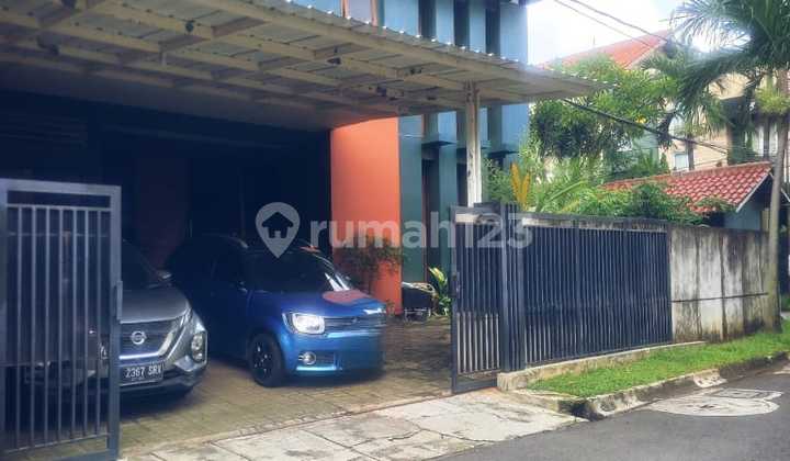 Rumah SHM di Pondok Indah 2