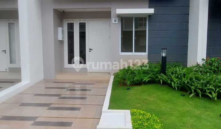 For rent 1 unit of Agnesi Cluster House, Luxury Type 2, on Jln. Agnesi Raya Gading Serpong Tangerang. 1
