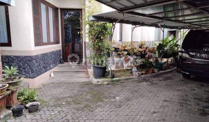 Dijual Rumah Bagus SHM di Griya Loka 4M