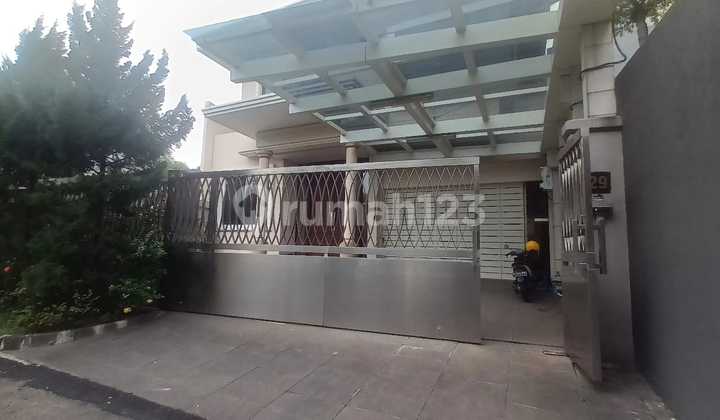 Rumah SHM di Pondok Indah, Pondok Indah 30 M