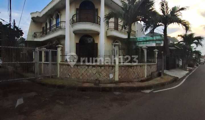 FRANS CEN -RUMAH DIJUAL Komplek Taman Semanan Indah. bgs.murah banget .banting harga. BU. 2