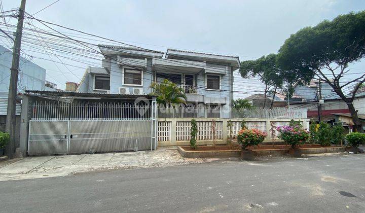 Dijual Rumah Di Duri Kepa Anti Banjir Benar Benar Anti Banjir , Dekat Tanjung Duren Lt 372m²  1