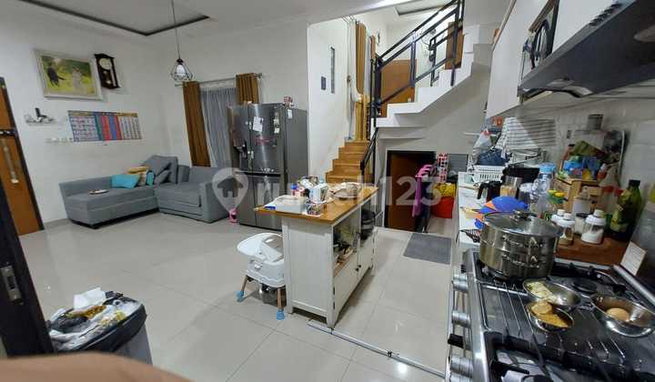 Bu rumah di Tanjung Duren.jlan 1 Mobil Lega.bgs..lux 2