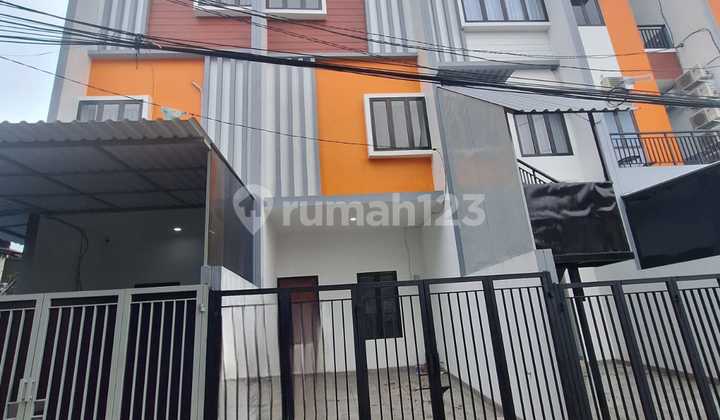 FRANS CEN-Dijual rumah tanjung duren.baru.lux.wow bagus banget.Lt.Badan 4x14 FRANS CEN-Dijual rumah tanjung duren.baru.lux.wow bagus banget.Lt.Badan 4x14
