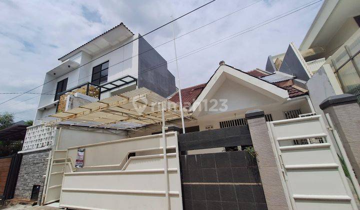 FRANS CEN-Rumah Mewah Disewa Di Sunrise Garden dekat Puri Indah dan Permata Buana.Luas Tanah: 10x20 m2 1