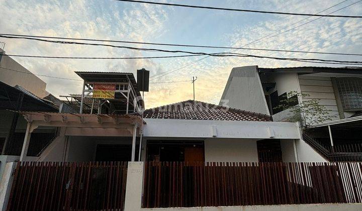 Disewa cepat-Rumah di sunrise, unfurnished, Sangat Siap Huni Lt.10x15m2 / 1 lantai 1