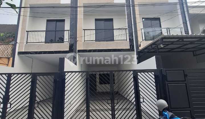 FRANS CEN-rumah Duri Kepa.minimalis.bagus.jarang ada.jlan lebar (uk. 3,7x18,3m) 