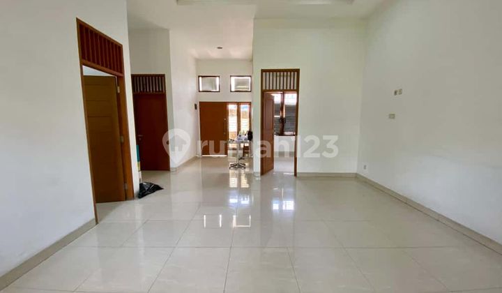 FRANS CEN -Rumah Dijual di Kavling DKI Meruya. bgs.murah banget .banting harga. BU Lt.200 (8x25) 2