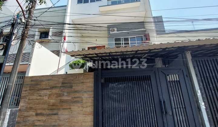 frans cen-rumah taman duta mas..bgs.jarang ada frans cen-rumah taman duta mas..bgs.jarang ada