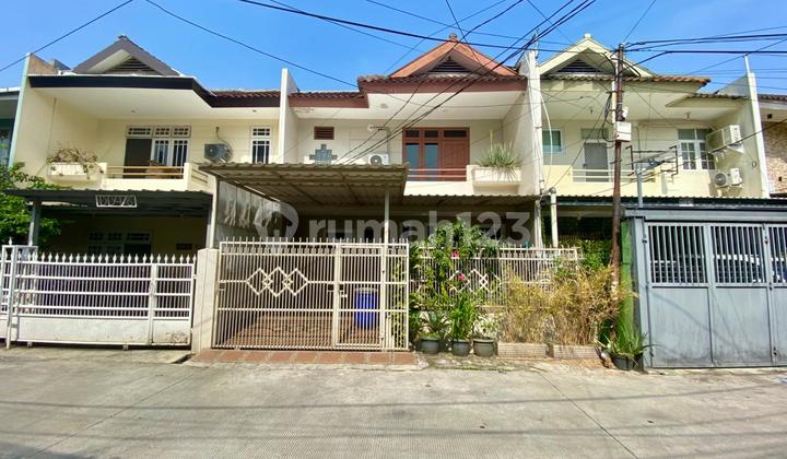 Frans Cen-Rumah Dijual di Taman Ratu.murah.jarang Ada.wow Buruan Luas Tanah = 140 M