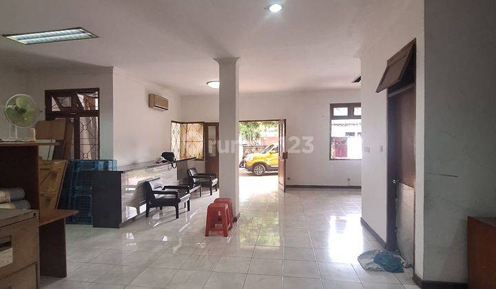 Sewa-rumah di grogol.jln rya...lokasi bgs banget..ccok utk dagang/ktr/usaha lt.12x27 / 2,5lt 2