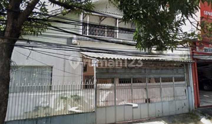 For rent, a house for business/office/trade/minimarket/restaurant in Duri Kepa..main road..wow strategic location, land area 300, building area 550, minimum 5 years. For rent, a house for business/office/trade/minimarket/restaurant in Duri Kepa..main road..wow strategic location, land area 300, building area 550, minimum 5 years.