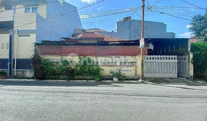 CHEAP - house in Duri Kepa near Duri Kepa sub-district, Boulevard road, price slashed. Wow, land area 240m2.