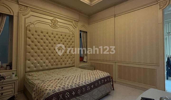 Rumah Dijual di Green Garden.bagus.jarang Ada.wow SHM Luas Tanah 300 M 2