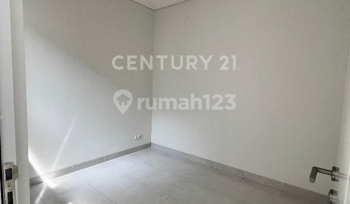 Paramont Petals New Home Handover. 2