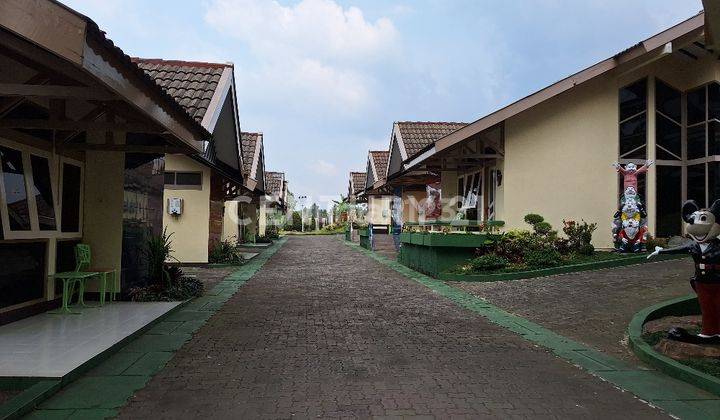 Rumah Villa Di Bandungan, Kondisi Terawat, Ada View 2