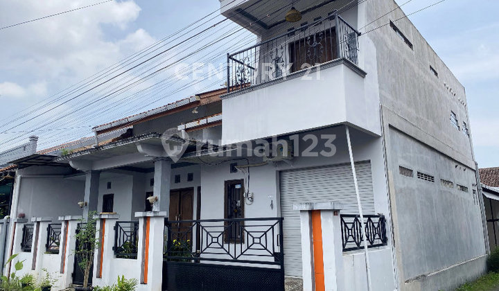 Rumah 2 Lantai, di Gajahmungkur, Dekat Kampus, Area Pemukiman. 1