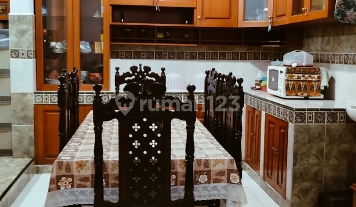 Rumah Strategis, Nyaman, Jalan Hanoman, Kota Semarang. 