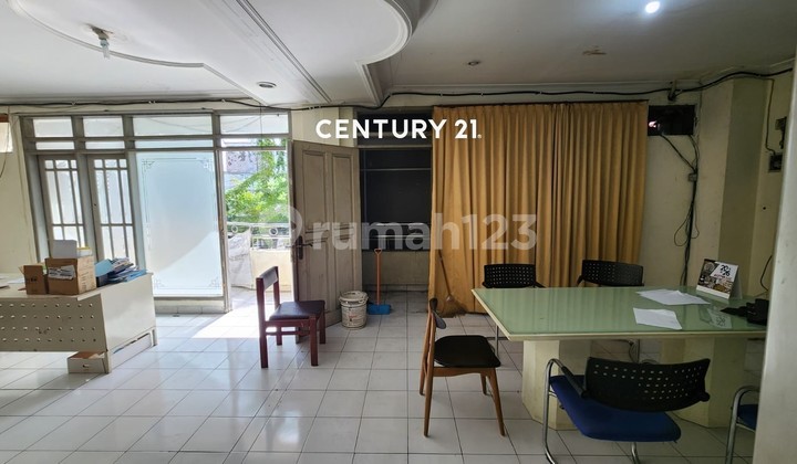 Toko 2 Ruko Gandeng di Daerah Mt Haryono Semarang 2