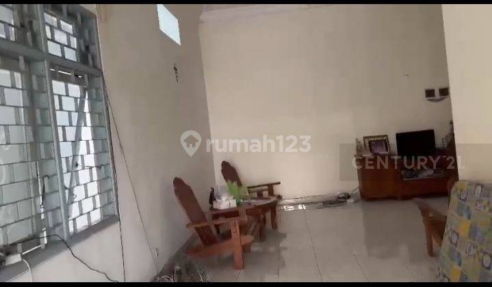 DIJUAL RUMAH JL.SUPRIYADI COCOK UNTUK TEMPAT TINGGAL 2