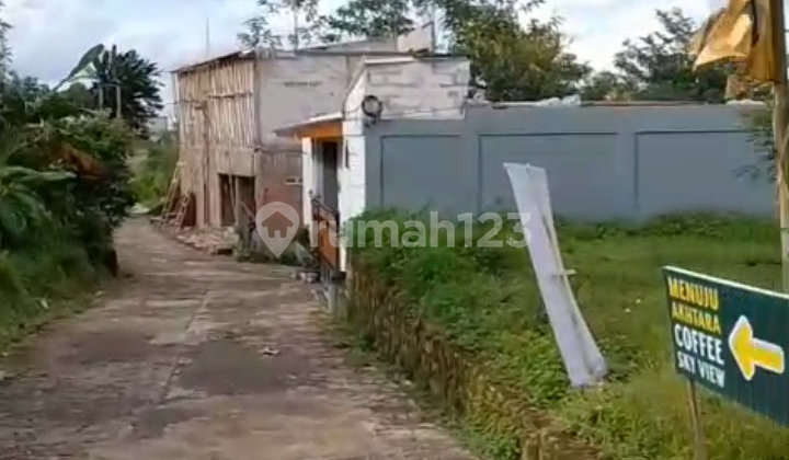 Hook Land (Ngantong)In the Unnes Semarang Area 2