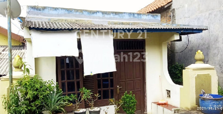 Investasi Cerdas: Rumah + Area Usaha di Jln Wr Supratman. 2