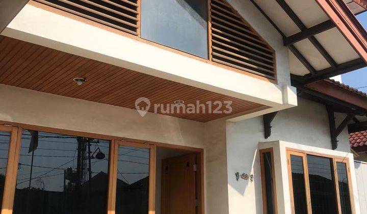 Rumah 1.5 Lantai Siap Huni, Furniture Kelas Export. 