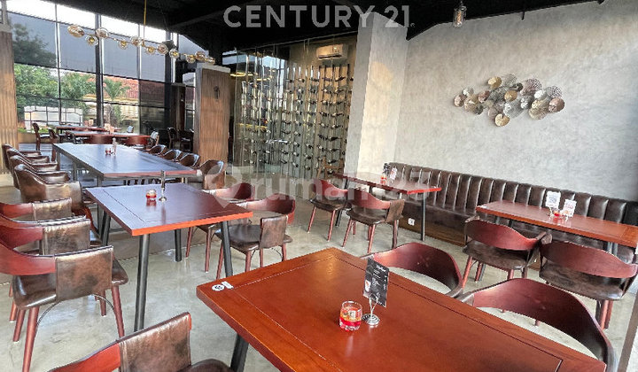 For Sale: Former Restaurant Building in Gajah Mungkur Area, Semarang For Sale: Former Restaurant Building in Gajah Mungkur Area, Semarang