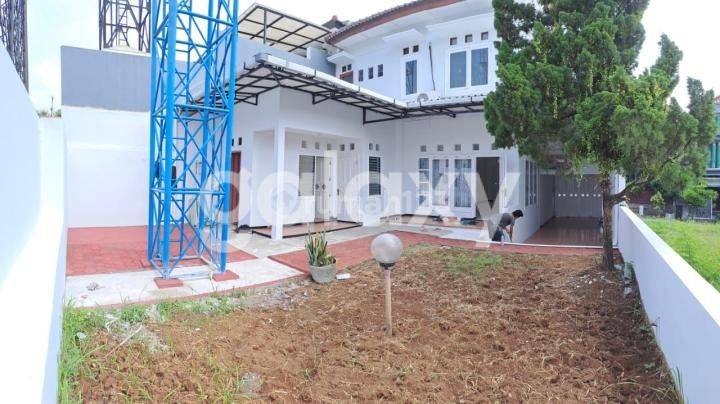 Disewakan Rumah Candi Golf Cluster Aspen, Tembalang Semarang 1