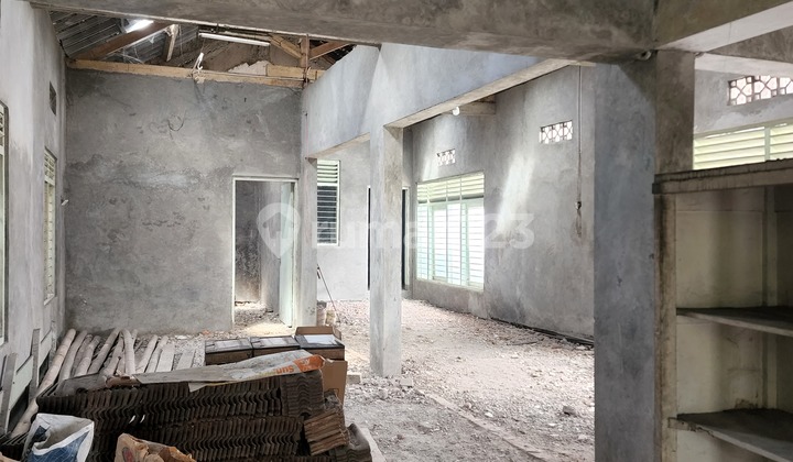 Disewakan Rumah/tempat Usaha Di Jl. Jendral Sudirman, Semarang Barat 2