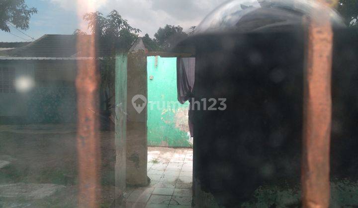 Rumah Hook Butuh Renovasi di Kaligandu, Serang 2