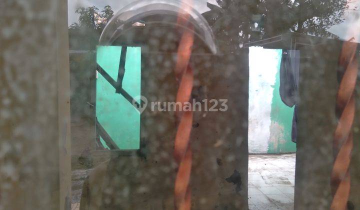 Rumah Hook Butuh Renovasi di Kaligandu, Serang 4
