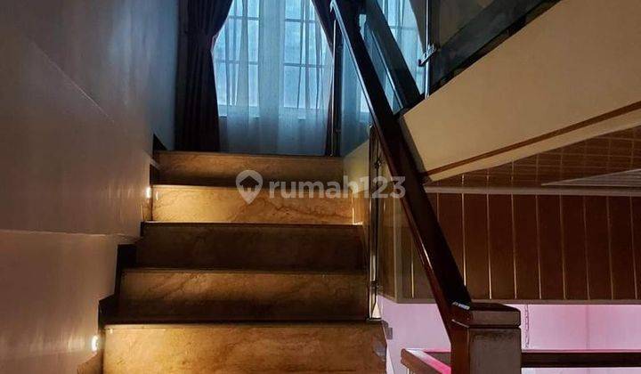 Rumah Mewah Ada Kolam Renang Pribadi Di Jalan Gatot Subroto Medan 13