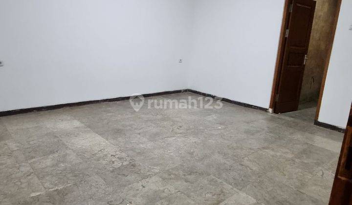 Rumah dijual di taman alfa indah , joglo, jakarta barat 2