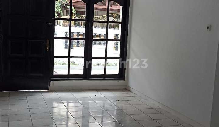Affordable & Simple House in the Heart of Kelapa Gading 2