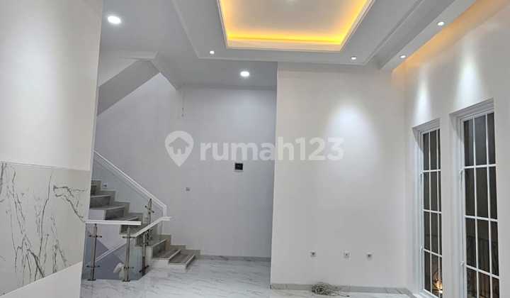 Luxury House.@kayu.putih Pulomas 2