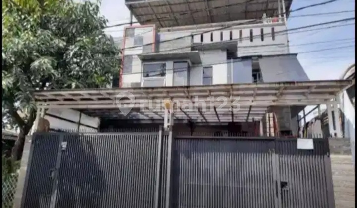 Di Sewakan Rumah 3 Lantai untuk Kost Disadang Serang