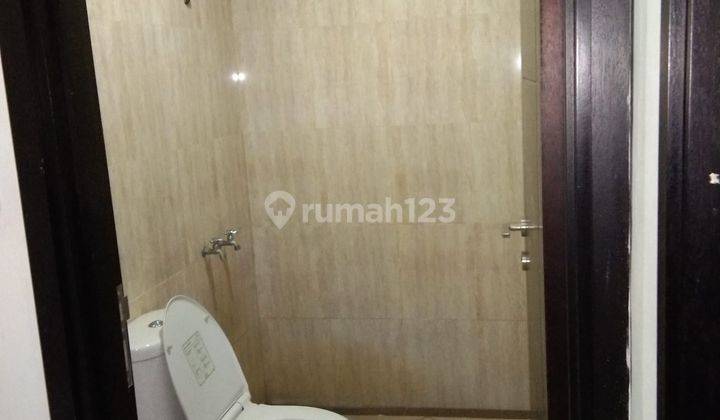 Di jual cpt di Cipedes tengah SHM 2 lantai mininalis cluster 6