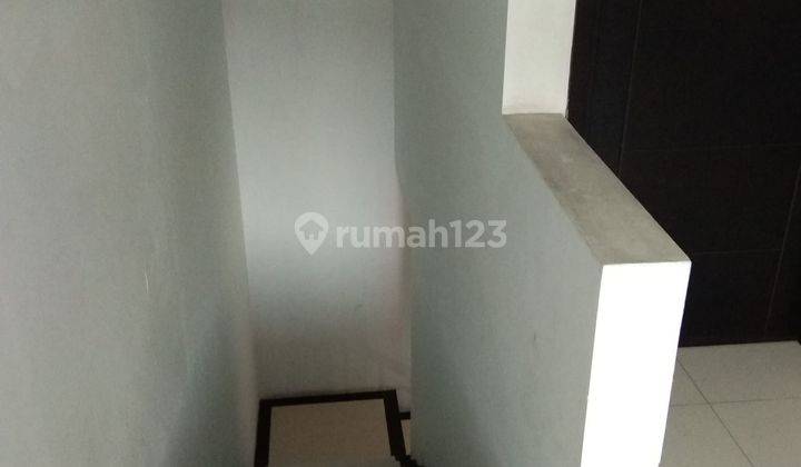 Di jual cpt di Cipedes tengah SHM 2 lantai mininalis cluster 10