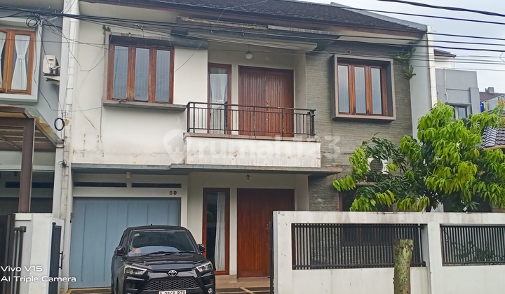 Dijual Batununggal Eastate 2 Lantai Bagus di Dalam Cluster Lingkungan Elit